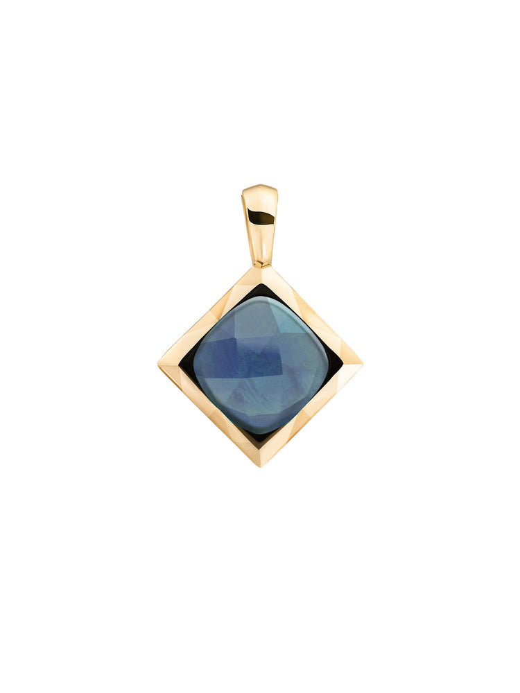 SKU
SPG32-G67
EDELSTEEN
Ocean Topaz Quartz
KLEUR
Blauw
MATERIAAL
925 Sterling Zilver
AFWERKING
Gold Plated