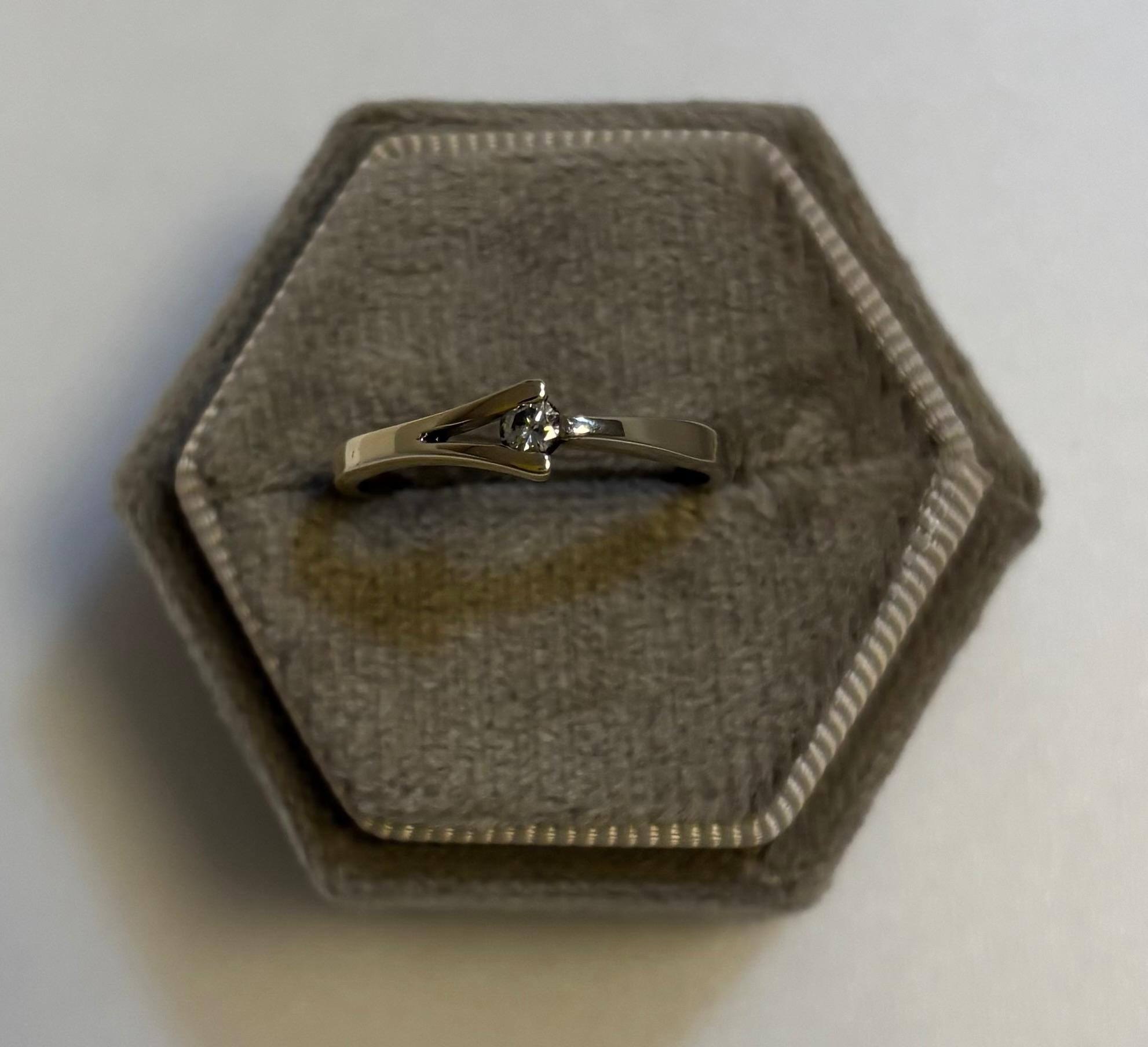 Bicolor ring met 0.11ct tw/vs mt17.75