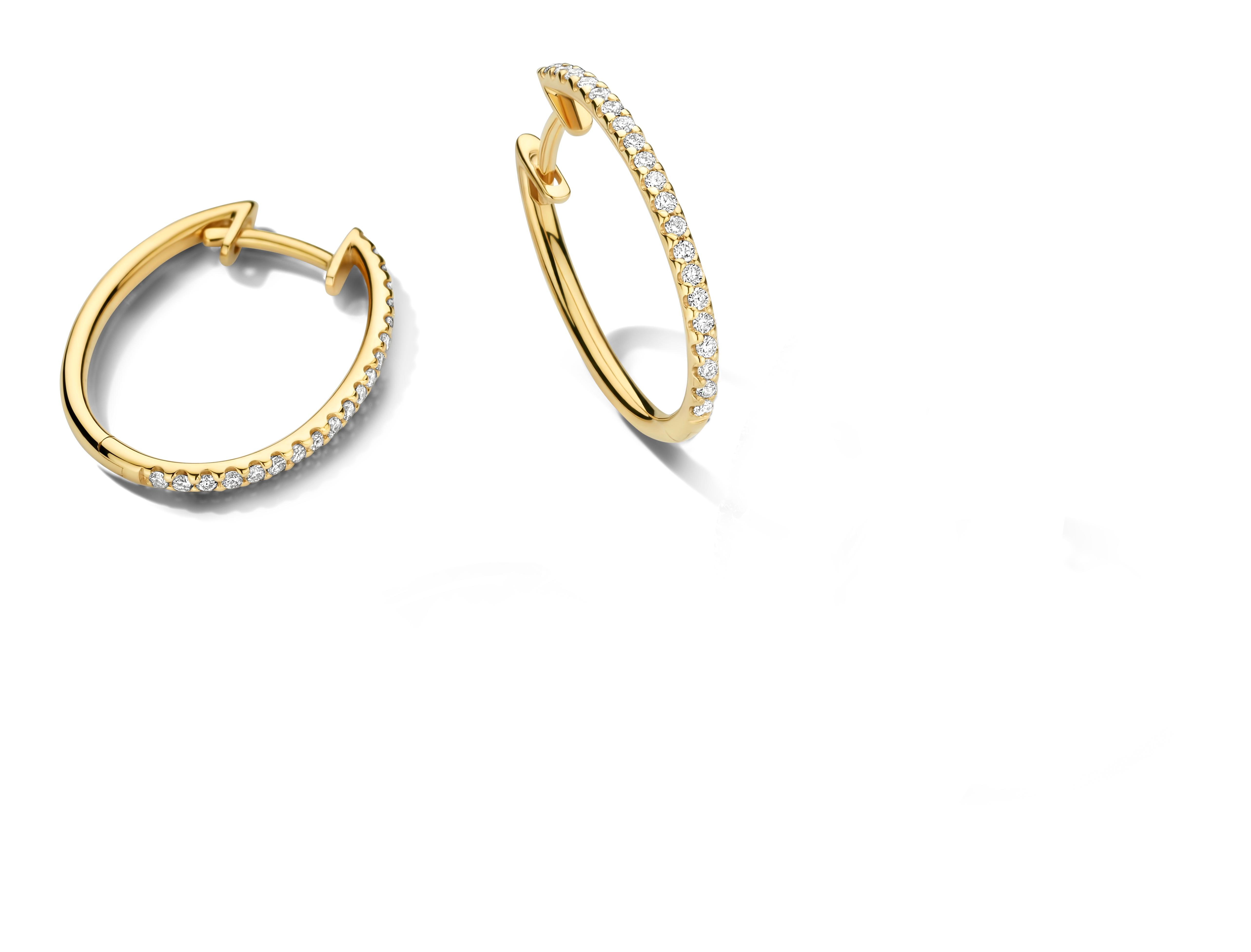 Oorringen in geel goud 18 k met diamant 0.21 ct 