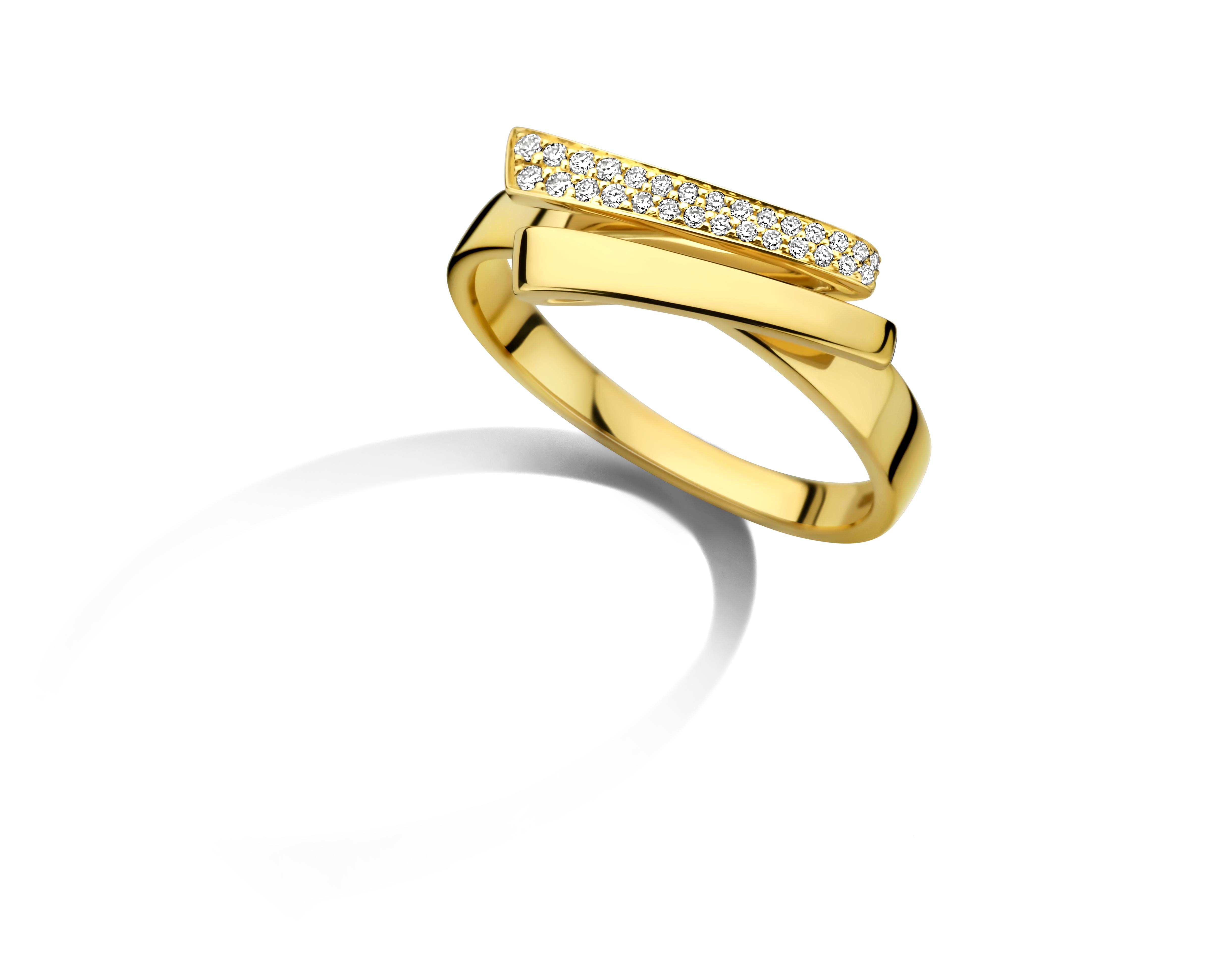 Ring in 18 karaat GG met 0.10ct briljant gezet natuurlijk