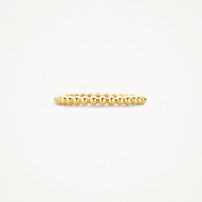 14k geelgouden ring met een bolletjes afwerking
De ring heeft een breedte van 2mm en is op zich zelf te dragen of als aanschuifring met andere ringen