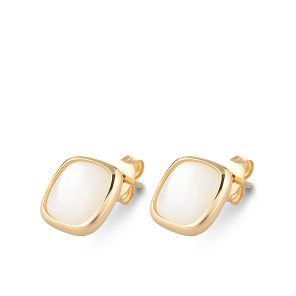 Deze creolen zijn van het merk Italo Bottene. De creolen hebben de kleur geelgoud. Ze bevatten de edelsteen: parelmoer. De kleur van deze edelsteen is: wit.