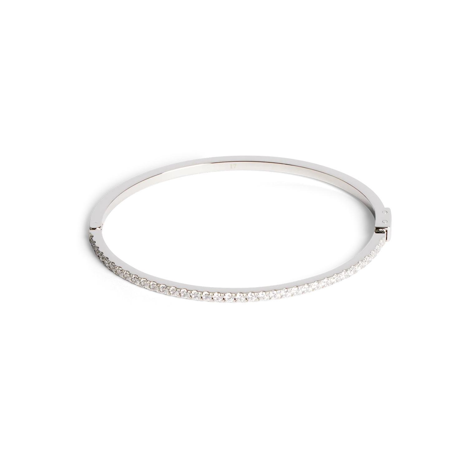 Eeuwige Liefde armband zilver-kristal
De Eternal Love-armband van COEUR DE LION is het perfecte symbool van eeuwige liefde – een statement dat zowel modern als tijdloos is. Gemaakt van hoogwaardig roestvrij staal, staat hij voor duurzaamheid en stijl, terwijl de sprankelende zirkonia's in kristal, blauw of de glinsterende kleuren van de regenboog de vele facetten van de liefde weerspiegelen. Of het nu in elegant zilver of warm goud is, deze armband is meer dan alleen een accessoire. Hij is een eerbetoon aan de eeuwige liefde en zal je stijlvol begeleiden op elk moment. Perfect om een ​​vleugje magie en gevoel aan je look toe te voegen. De sieraden uit de Eternal Unity-collectie passen er perfect bij.