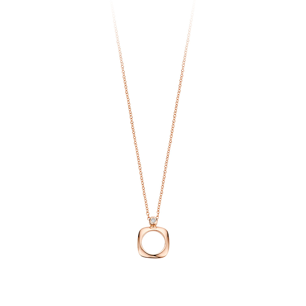 De Bigli Elements hanger, modelnummer 20H74R_45, biedt een verfijnde touch voor elke outfit. Ontworpen als een prachtige hanger, voegt het elegantie toe aan je sieradencollectie. Draag het aan een delicate ketting om je hals te sieren. Perfect voor zowel dagelijkse als formele gelegenheden. Voeg een vleugje luxe toe aan elke look met deze prachtige hanger.