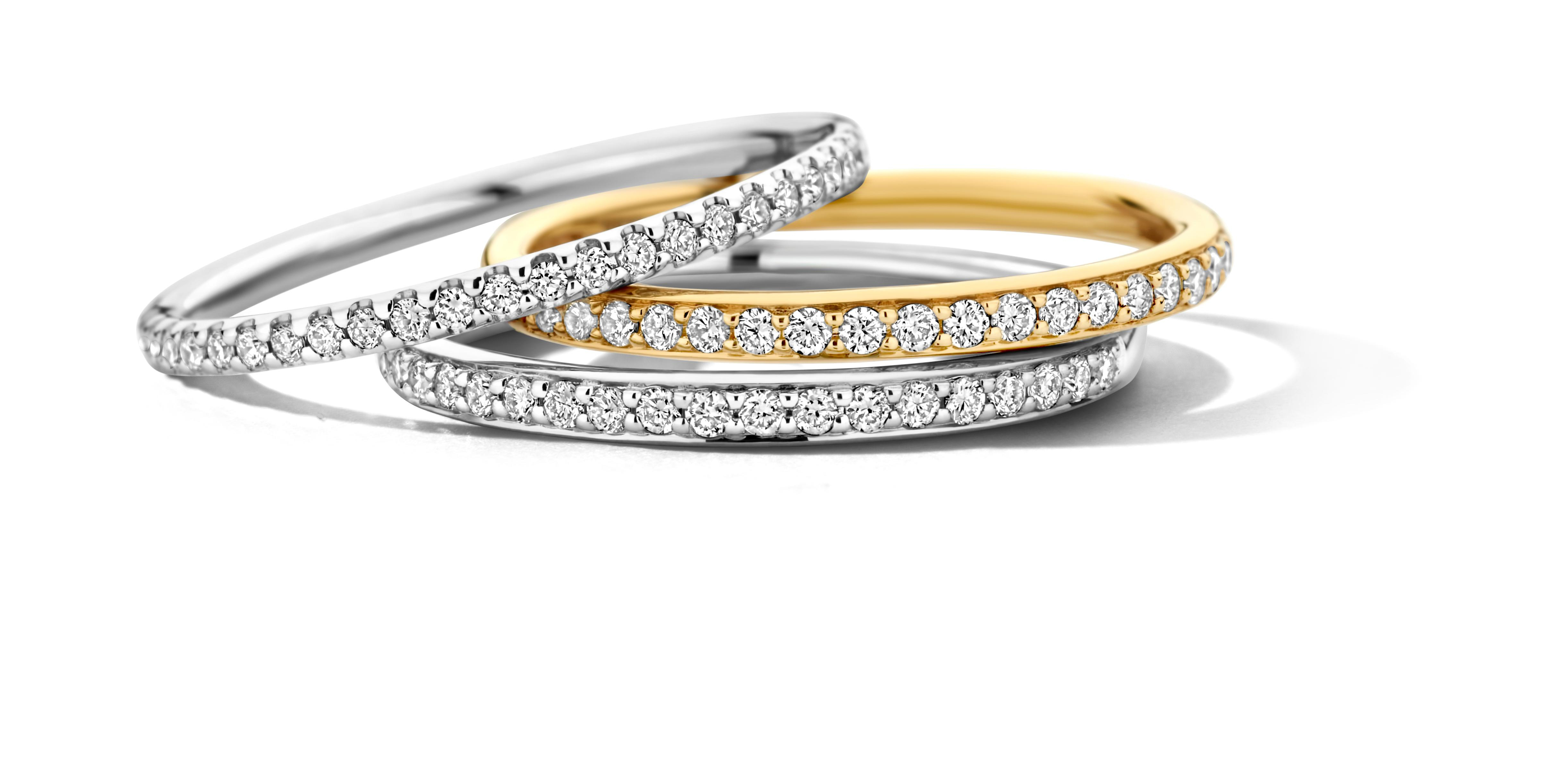 Ring in geel goud 18 k met diamant 0.13 ct