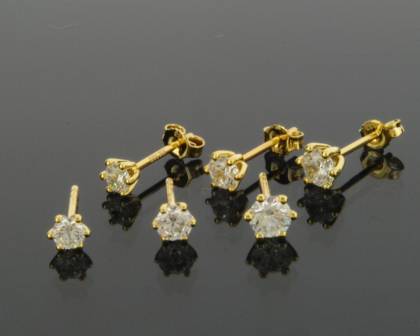 Wilhelm M&uuml;ller Ohrschmuck Ref.-Nr.: 705449019 333/- Gold, gold 2 Zirkonia  Wei&szlig; 