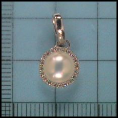 Halsschmuck Ref.-Nr.: 6-200804-001 585/- Gold 21 Diamant Wesselton sehr kleine Einschl&uuml;sse Brillantschliff 0.12ct. 1 S&uuml;&szlig;wasser Zuchtperle 6,5-7,0 mm Wei&szlig; Rund 