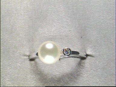 Ring Ref.-Nr.: 41-87516-0 585/- Gold 1 Diamant Top Cape deutliche Einschl&uuml;sse Brillantschliff 0,05ct.  1 China Zuchtperlen 7,0-7,5 mm Wei&szlig; Rund Ringgr&ouml;&szlig;e 54