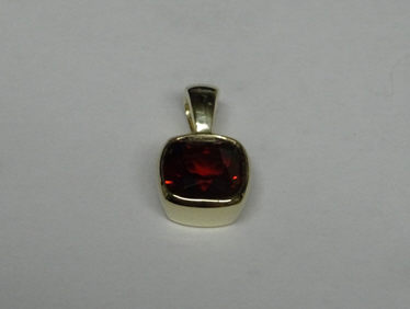 Halsschmuck Ref.-Nr.: 9025-4627 925/- Silber, gelb 2 Granat Rot 