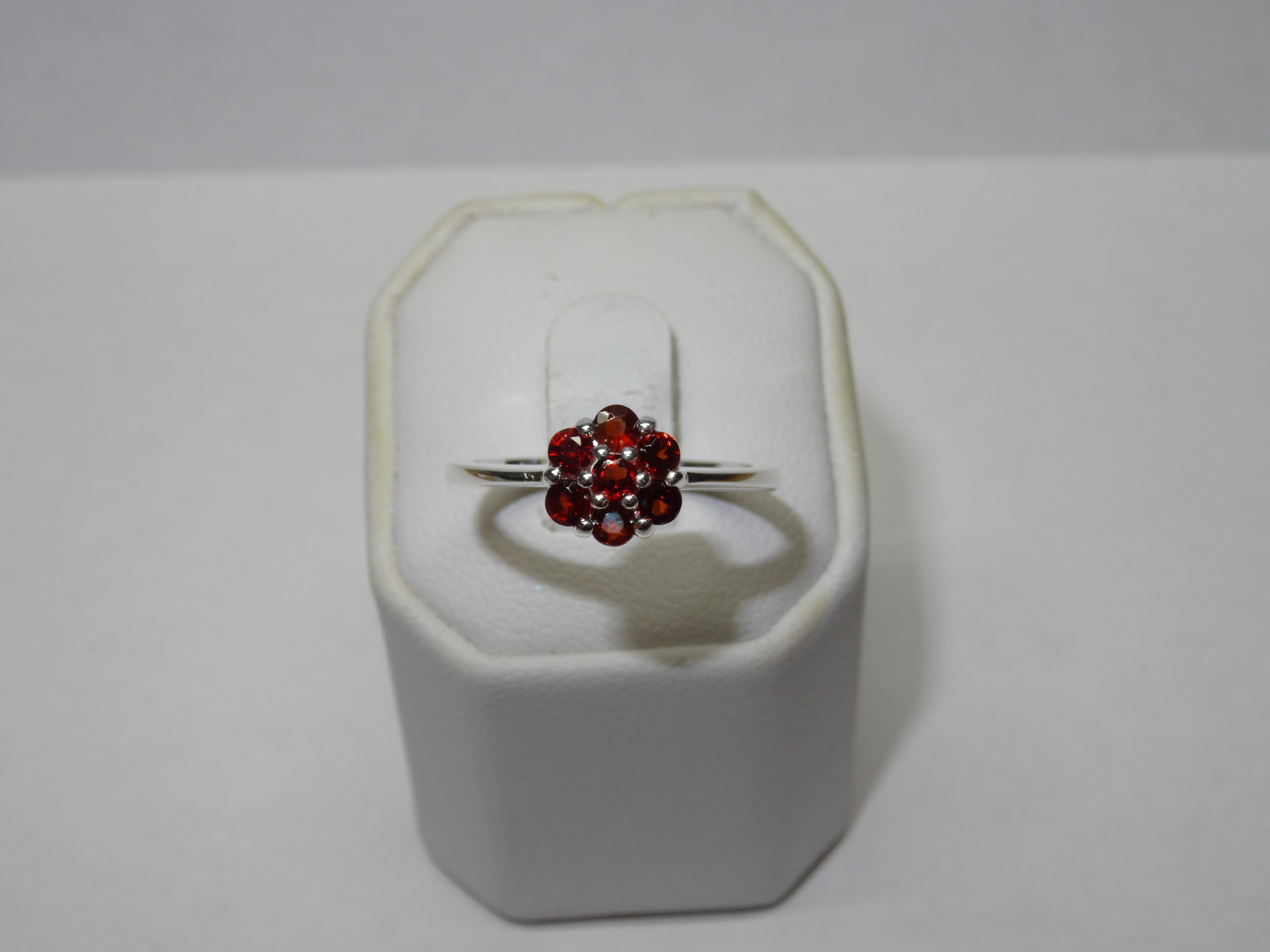 Handschmuck Ref.-Nr.: 9041-1927 925/- Silber 7 Granat Rot 