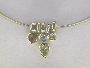 Halsschmuck Ref.-Nr.: 5383000-19 585/- Gold 2 Peridot Gr&uuml;n 1 Citrin 2 Topas 