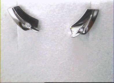Kopf.-und Ohrschmuck Ref.-Nr.: 297079019 585/- Gold 2 Diamant Wesselton deutliche Einschl&uuml;sse Brillantschliff 0.03ct. 