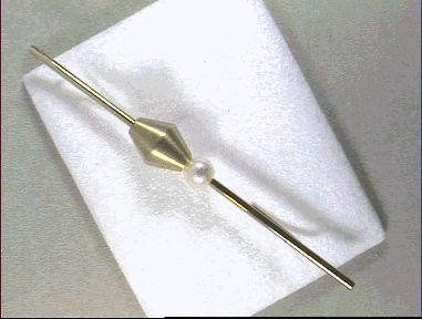 Wilhelm M&uuml;ller Ansteckschmuck Ref.-Nr.: 627401019 585/- Gold, gelb 1 Akoya Zuchtperle 5,5-6,0 mm Rosa