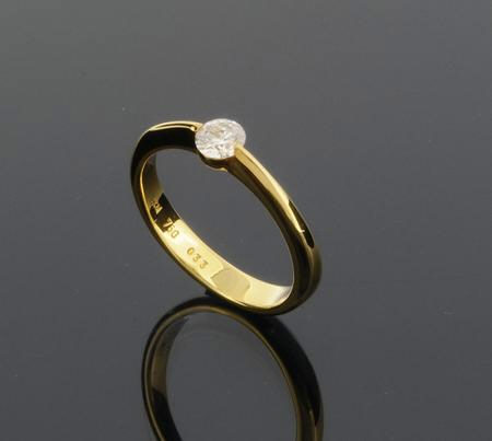 Wilhelm M&uuml;ller Handschmuck Ref.-Nr.: 1288110 750/- Gold, gelb 1 Diamant Top Wesselton kleine Einschl&uuml;sse Brillantschliff 0,33ct.  Ringgr&ouml;&szlig;e 54