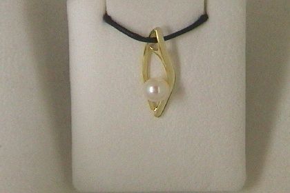 Wilhelm M&uuml;ller Halsschmuck Ref.-Nr.: 652601019 333/- Gold, gelb 1 China Zuchtperlen 5,5-6,0 mm Rosa