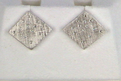 Kopf.-und Ohrschmuck Ref.-Nr.: 9951180 925/- Silber 12 Diamant Wesselton deutliche Einschl&uuml;sse Brillantschliff 0.10ct. 