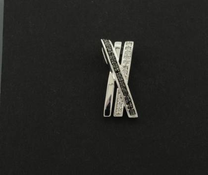Wilhelm M&uuml;ller Halsschmuck Ref.-Nr.: 2563550 585/- Gold, wei&szlig; 27 Diamant schwarz Brillantschliff 0,16ct.  10 Diamant Wesselton kleine Einschl&uuml;sse Brillantschliff 0,05ct. 