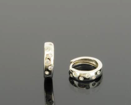 Kopf.-und Ohrschmuck Ref.-Nr.: 7088820 333/- Gold 12 Zirkonia 