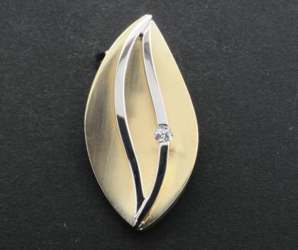 Wilhelm M&uuml;ller Halsschmuck Ref.-Nr.: 2450580 585/- Gold, Gelbgold/Weissgold 1 Brillant Wesselton kleine Einschl&uuml;sse Brillantschliff 0,05ct. 
