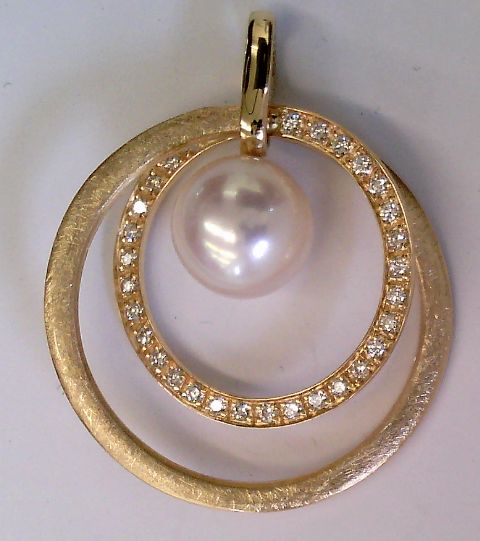 Engelkemper Halsschmuck Ref.-Nr.: 6-208346-001 585/- Gold, gelb Diamant Wesselton kleine Einschl&uuml;sse Brillantschliff 0,23ct. 
