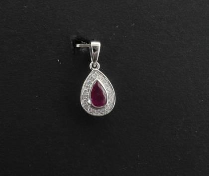 Wilhelm M&uuml;ller Halsschmuck Ref.-Nr.: 257536019 585/- Gold, wei&szlig; 1 Rubin Rot Tropfen 0,23ct.  20 Brillant Wei&szlig; kleine Einschl&uuml;sse rund 0,05ct. 