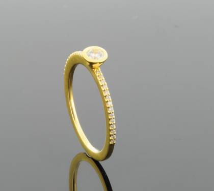 Wilhelm M&uuml;ller Ringe Ref.-Nr.: 145432056 585/- Gold, gold 1 Diamant Wesselton kleine Einschl&uuml;sse 0,15ct.  28 Diamant Wesselton kleine Einschl&uuml;sse Brillantschliff 0,11ct.  Ringgr&ouml;&szlig;e 56
