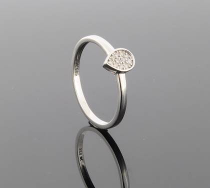Wilhelm M&uuml;ller Ringe Ref.-Nr.: 159067054 585/- Gold, wei&szlig; 11 Diamant Wesselton kleine Einschl&uuml;sse Brillantschliff 0,07ct.  Ringgr&ouml;&szlig;e 54