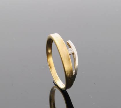 Wilhelm M&uuml;ller Ringe Ref.-Nr.: 670039055 333/- Gold, gold 1 Zirkonia  Wei&szlig;  Ringgr&ouml;&szlig;e 55