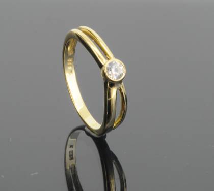 Wilhelm M&uuml;ller Ringe Ref.-Nr.: 675377058 333/- Gold, gold 1 Zirkonia  Wei&szlig;  Ringgr&ouml;&szlig;e 58