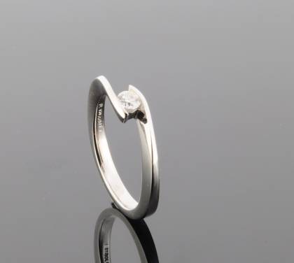 Wilhelm M&uuml;ller Ringe Ref.-Nr.: 122030055 950/- Platin 1 Diamant Top wesselton feines wei&szlig; kleine Einschl&uuml;sse Brillantschliff 0,15ct.  Ringgr&ouml;&szlig;e 55