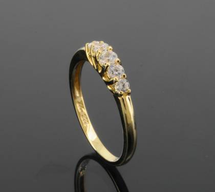 Wilhelm M&uuml;ller Ringe Ref.-Nr.: 675604055 333/- Gold, gold 5 Zirkonia  Wei&szlig;  Ringgr&ouml;&szlig;e 55