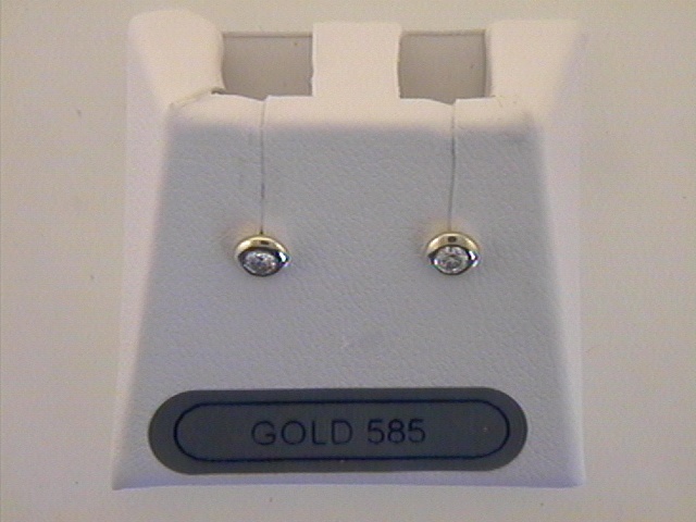 Max Fr&ouml;hlich Ohrschmuck Ref.-Nr.: BOS04.10SI 585/- Gold, gelb 2 Diamant Wesselton  Weiss kleine Einschl&uuml;sse Brillantschliff 0,10ct. 