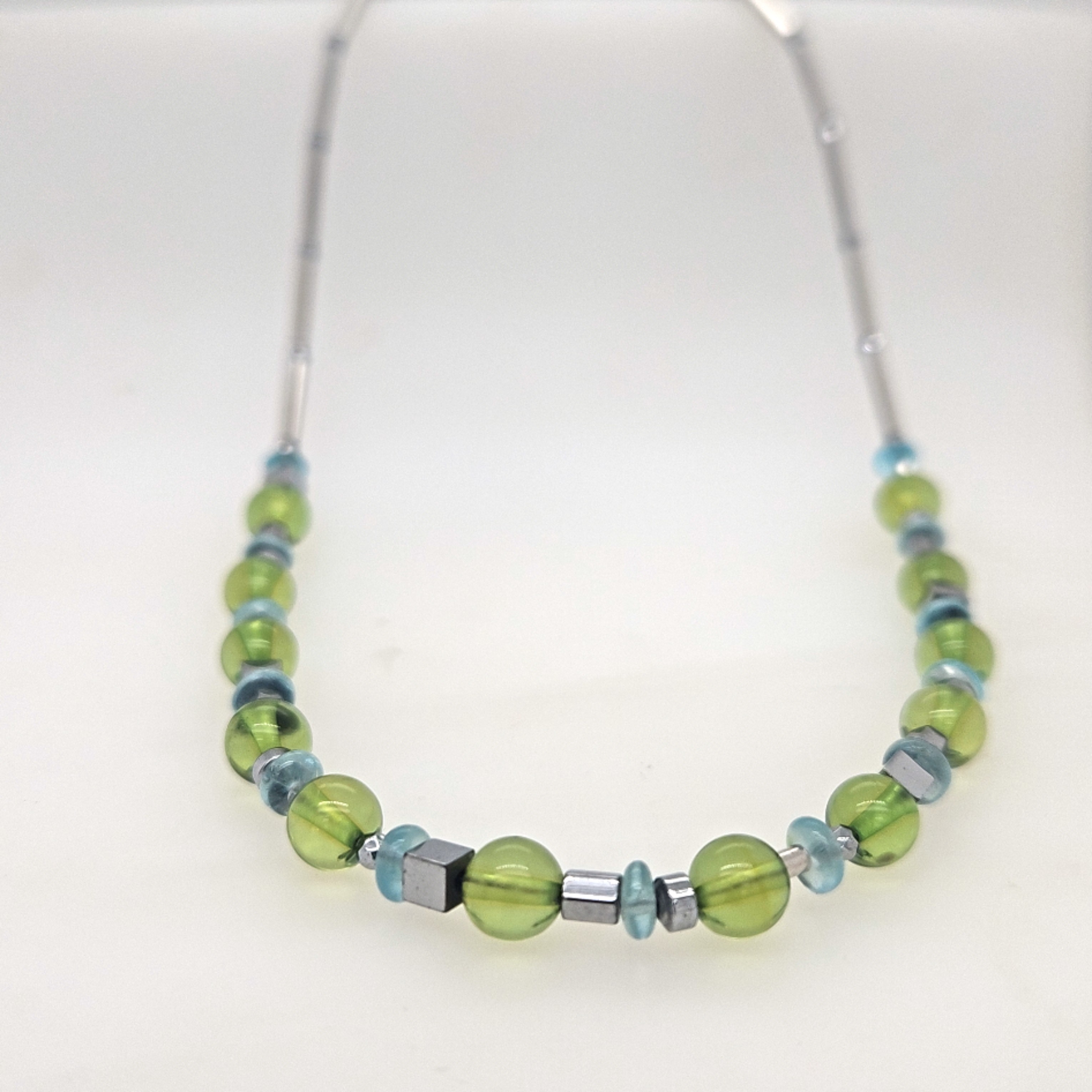 Herrling Bernsteinschmuck Halsschmuck Ref.-Nr.: K-22495 925/- Silber, Rhodiniert Bernstein Gr&uuml;n 