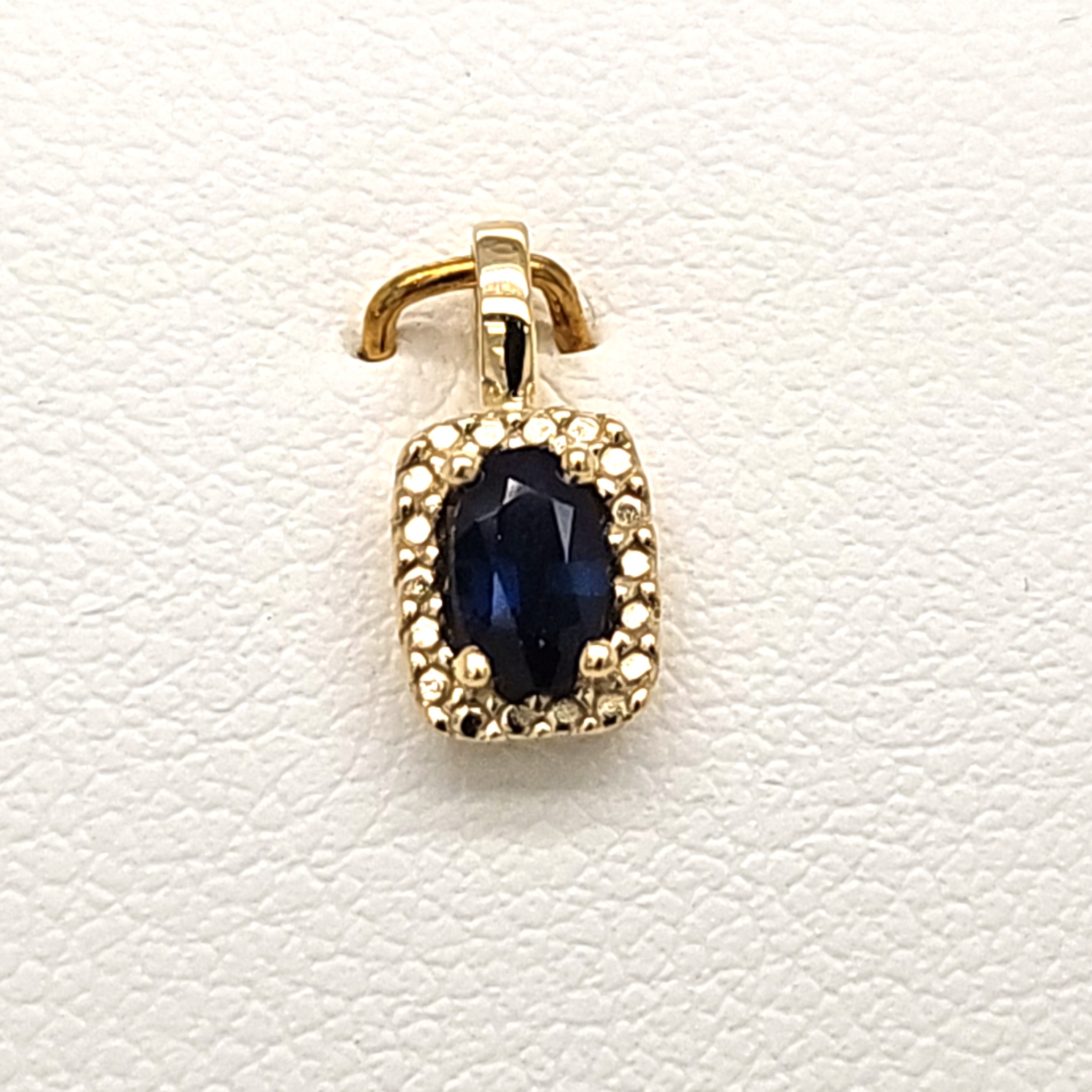Wilhelm M&uuml;ller Halsschmuck Ref.-Nr.: 646151919 585/- Gold, gold  1 Saphir blau 0,31ct. 