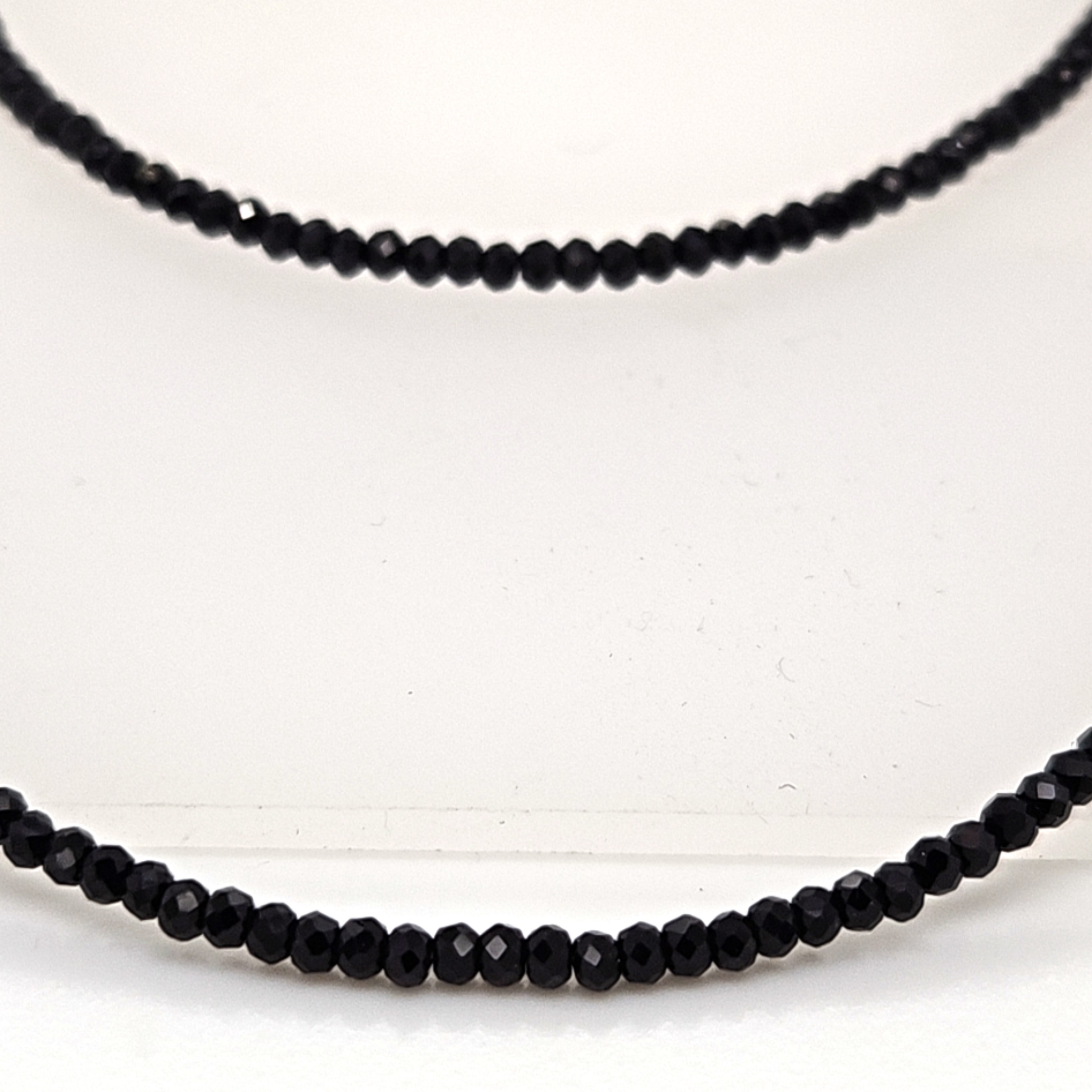 Herrling Bernsteinschmuck Halsschmuck Ref.-Nr.: Spinnellkette Spinell schwarz  L&auml;nge 50 cm