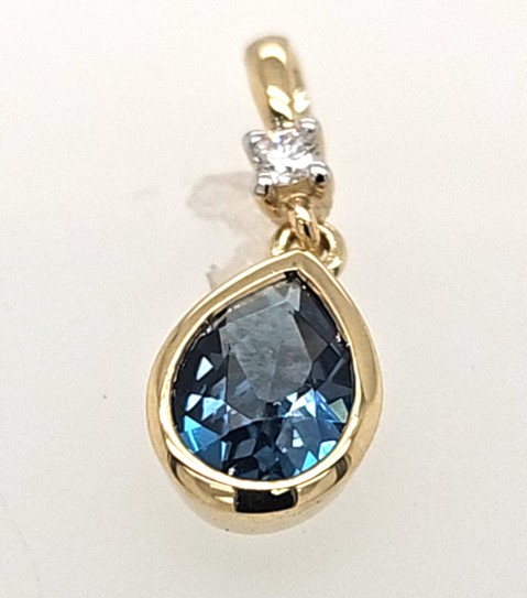 Linkenheil Halsschmuck Ref.-Nr.: 41311-4548 585/- Gold, gelb  1 Diamant Wesselton  Weiss kleine Einschl&uuml;sse Brillantschliff 0,03ct.  1 Blautopas beh. blau 