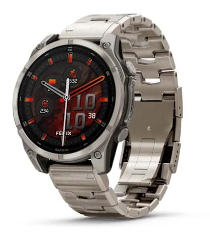 Garmin Herrenuhren Ziffernblatt: Dunkel Beleuchtetes Display  Titan Gliederband Akku 100 Meter Ref.-Nr.: 010-02904-40 