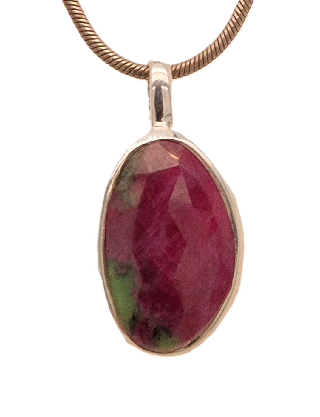 zilveren hanger ruby zoisite