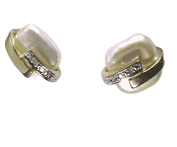 Kopf.-und Ohrschmuck Ref.-Nr.: 288951019 585/- Gold 4 Diamant Wesselton kleine Einschl&uuml;sse Brillantschliff 0.02ct. 2 China Zuchtperlen 6,0-6,5 mm Wei&szlig; 