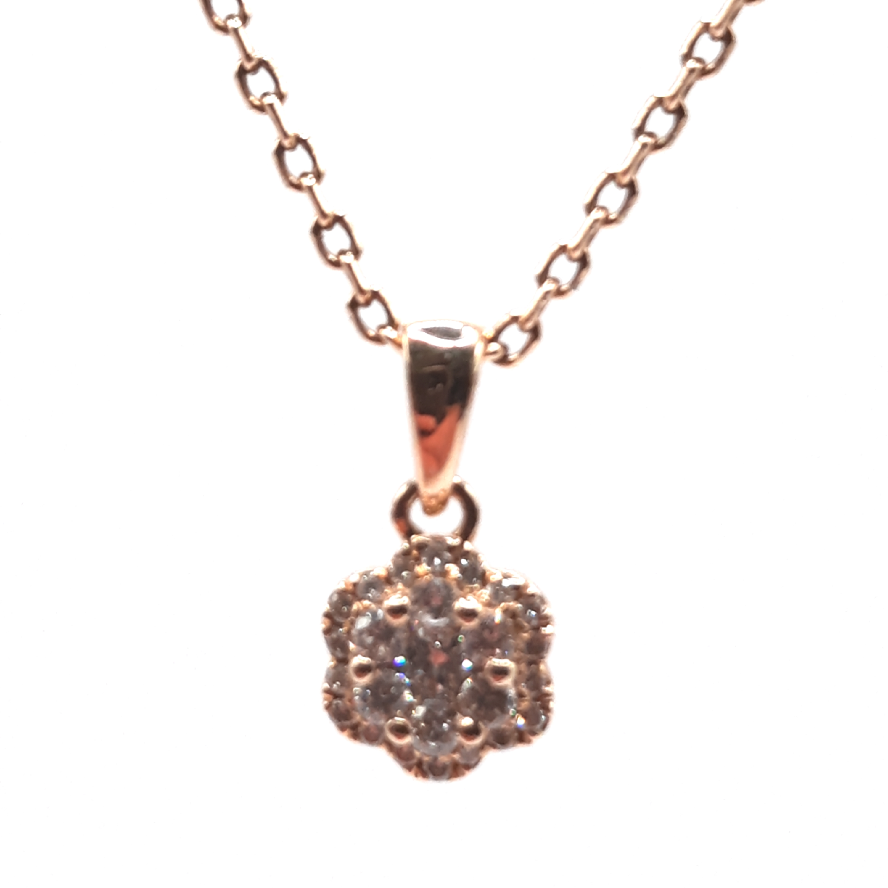 De diamant hanger met modelnummer 0002485 is een elegante gouden hanger van 14 karaat. De hanger bevat een schitterende diamant van zuiverheid SI1 en kleur H (Wesselton). Ideaal om te dragen aan een fijne ketting voor een verfijnde look bij elke gelegenheid. Voeg deze tijdloze schoonheid toe aan je sieradencollectie.