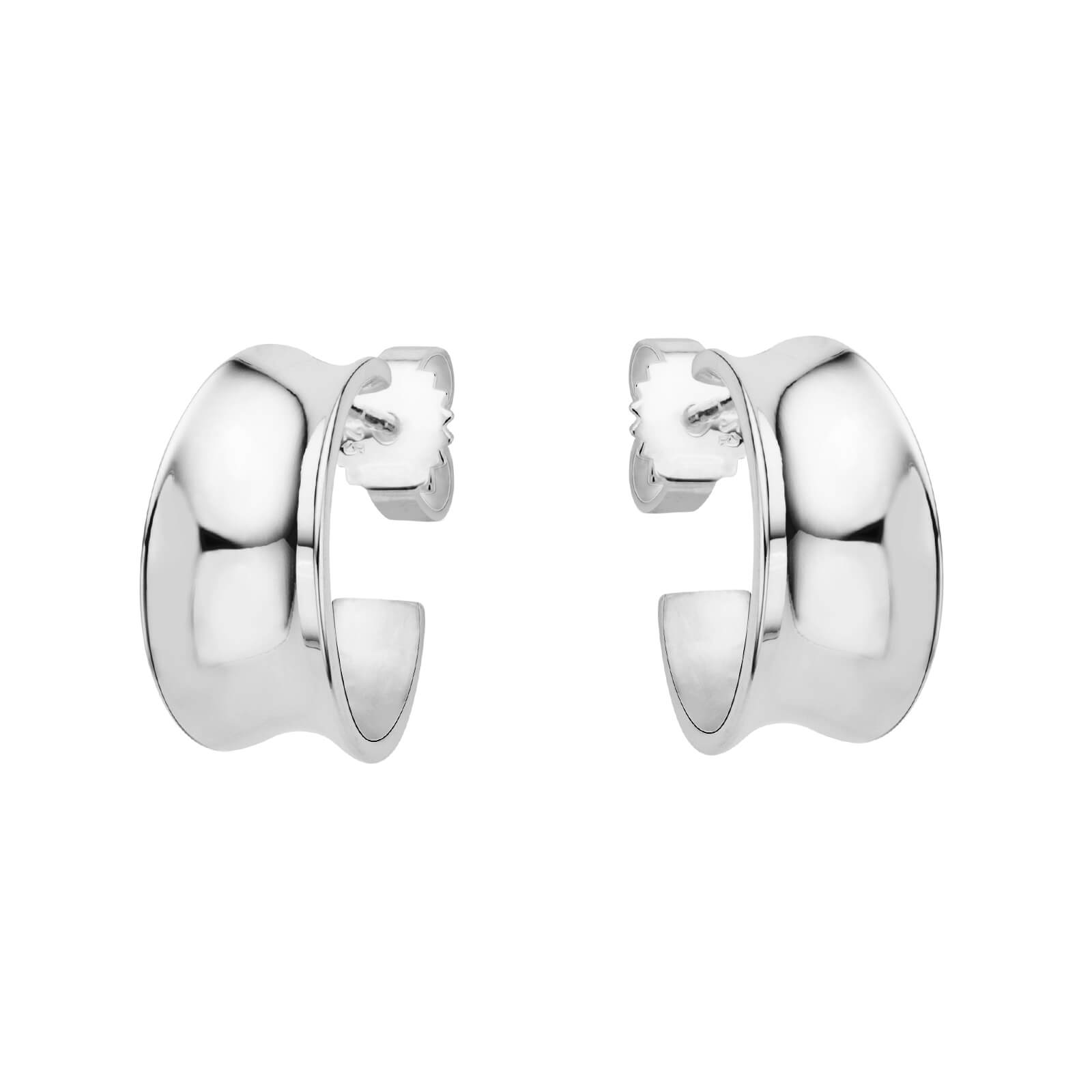 een paar 925/1000 zilveren oorstekers, hol gezet.