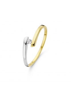 Gouden ring bicolor 
slagring met 0.04 crt. diamant er tussen