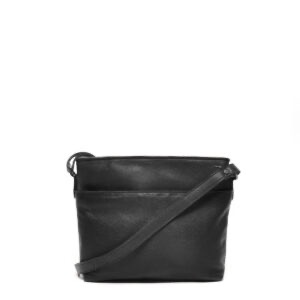 Lucca Crossbody-Tas 335-440-0 Black – Tijdloos Ontwerp met een Moderne Twist

Het populaire model uit onze “Soft” collectie is terug in een vernieuwde uitvoering binnen de Lucca-serie. Deze cross body-tas combineert het vertrouwde comfort en de functionaliteit van het originele ontwerp met een eigentijdse look en verfijnde afwerking in warm brandy-kleurig rundleder.

De tas is compact en licht van gewicht, maar biedt voldoende ruimte voor je dagelijkse essentials. Dankzij het tijdloze ontwerp met moderne accenten is dit een veelzijdige accessoire die moeiteloos past bij elke outfit – zakelijk, casual of onderweg.

Kenmerken:

Materiaal: Hoogwaardig rundleder
Kleur: Black - zwart
Gewicht: Slechts 0,45 kg – licht en comfortabel
Sluiting: Stevige ritssluiting
Draagstijl: Verstelbare crossbody-schouderriem
Design: Klassieke basis met moderne Lucca-afwerking
Serie: Lucca collectie
Afmetingen:
Lengte: 24 cm
Hoogte: 21 cm
Diepte: 5 cm

Voor wie:
Ontworpen voor de moderne vrouw die functionaliteit en stijl wil combineren.