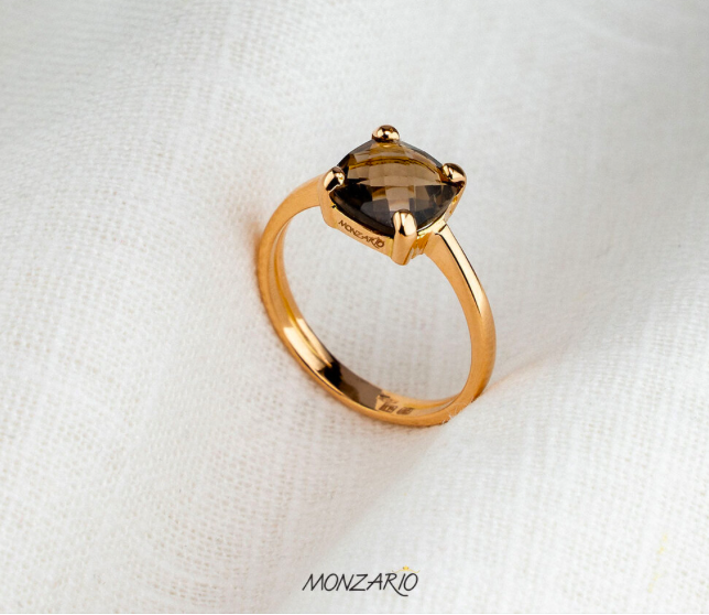 Monzario 18krt geelgouden ring met rookkwarts