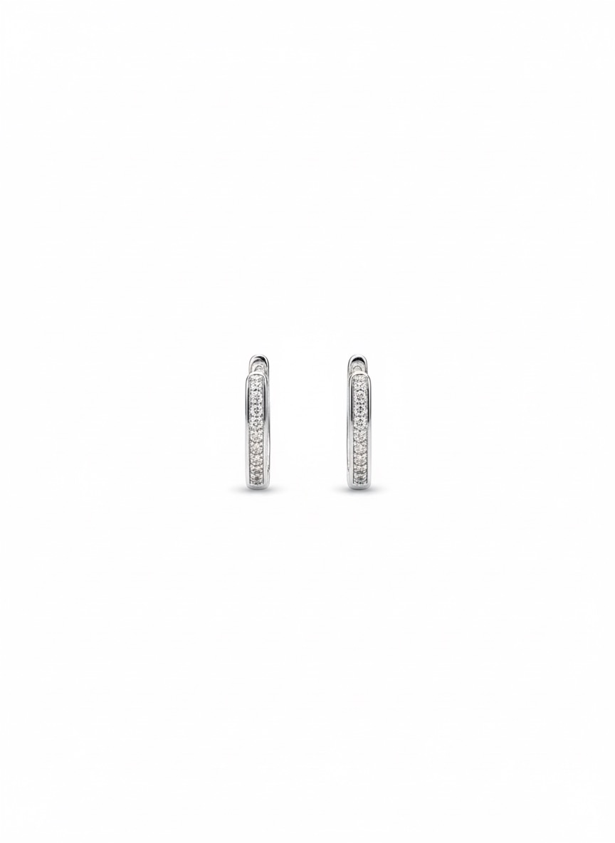 14k witgouden oorbellen met 0.15 caraat aan diamanten 