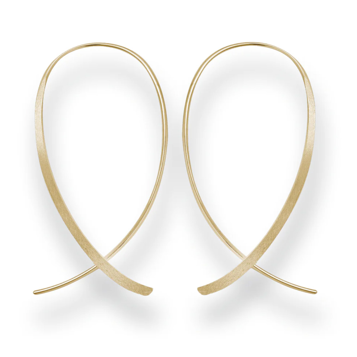 Sierlijke oorhangers gemaakt van verguld zilver