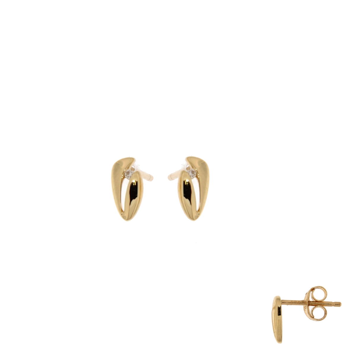 De oorbel met modelnummer 061010 is gemaakt van 18-karaats goud, perfect voor een luxueuze uitstraling. Deze gouden sieraad hoort bij de categorie juweel, maar het type is niet gespecificeerd. Het beste te dragen bij speciale gelegenheden om een elegante touch aan je outfit toe te voegen. Voeg subtiele glamour toe aan elke look.