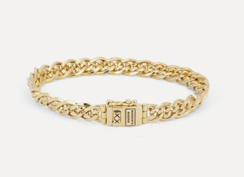 De ARMBAND NATHALIE MINI VERGULD J211GV/E (20) is een verfijnd sieraad in de categorie "JEWEL" met het type "BRACELET". Deze armband voegt een subtiele elegantie toe aan elke outfit. Draag hem solo voor een minimalistische look of combineer met andere armbanden voor een gelaagde stijl. Perfect voor zowel dagelijks gebruik als speciale gelegenheden.