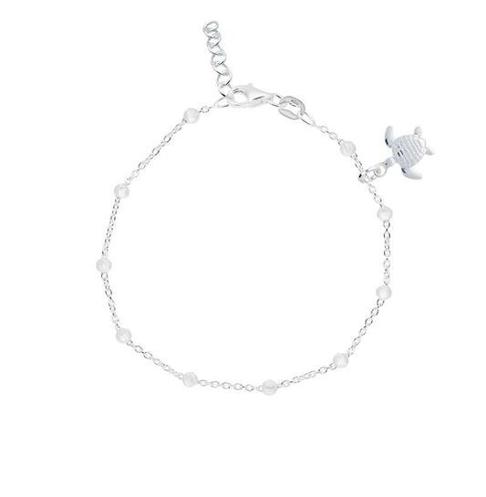 Het Zilveren Kinderenkelbandje Schildpad van de Van Zaanen Zilver Collectie is een verfijnd zilveren sieraad van 18/22 cm met een schattige schildpadbedel. Het beste te dragen om de enkel, ideaal voor dagelijks gebruik of speciale gelegenheden. Voeg een speelse en elegante touch toe aan elke outfit met dit prachtige sieraad.