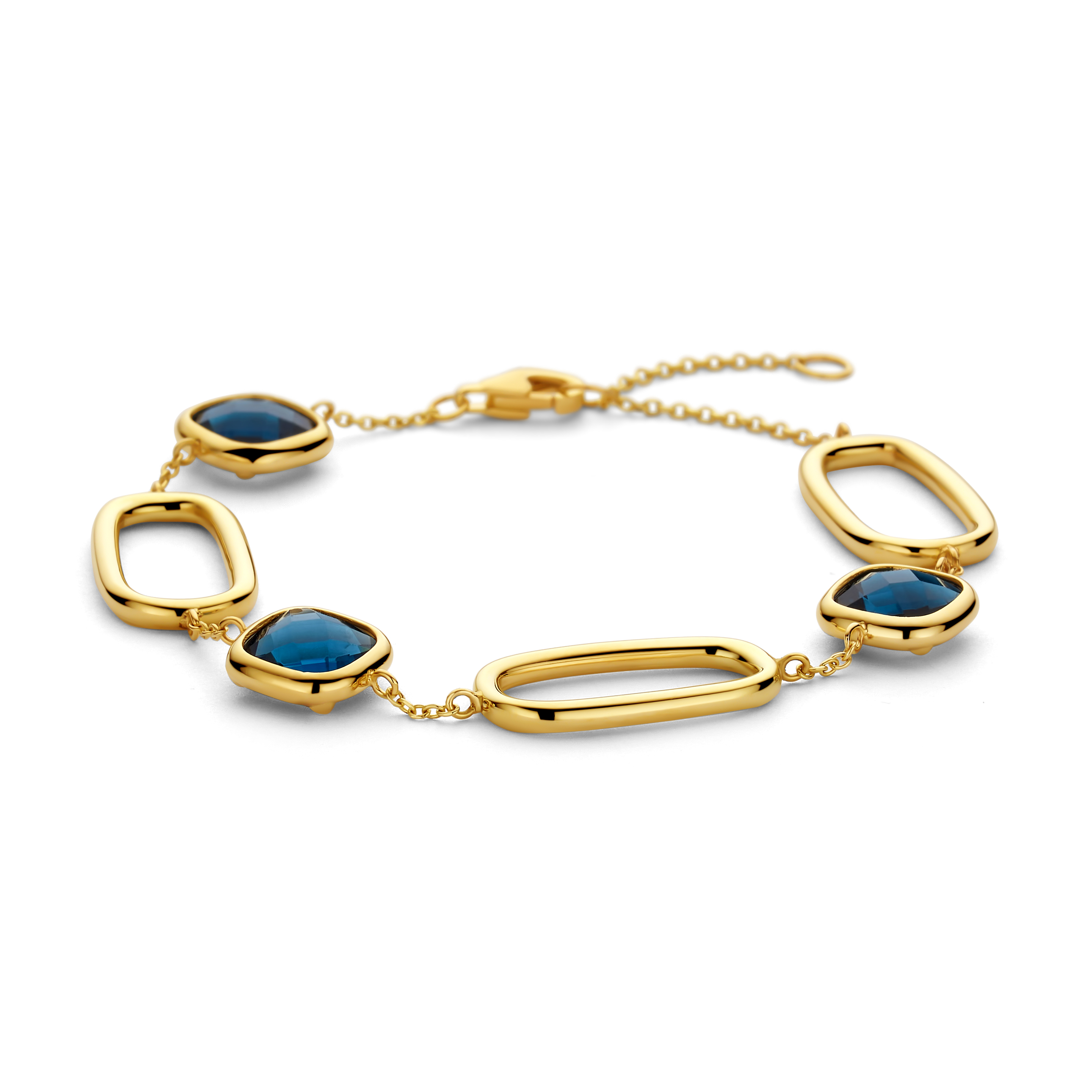 Deze 14-karaats geelgouden armband is voorzien van een blue topaz quartz. Het is een elegante goudkleurige armband van 180 mm lang en 15 mm breed. Perfect om solo te dragen of te combineren met andere armbanden voor een verfijnde look. Ideaal voor zowel dagelijks gebruik als speciale gelegenheden.